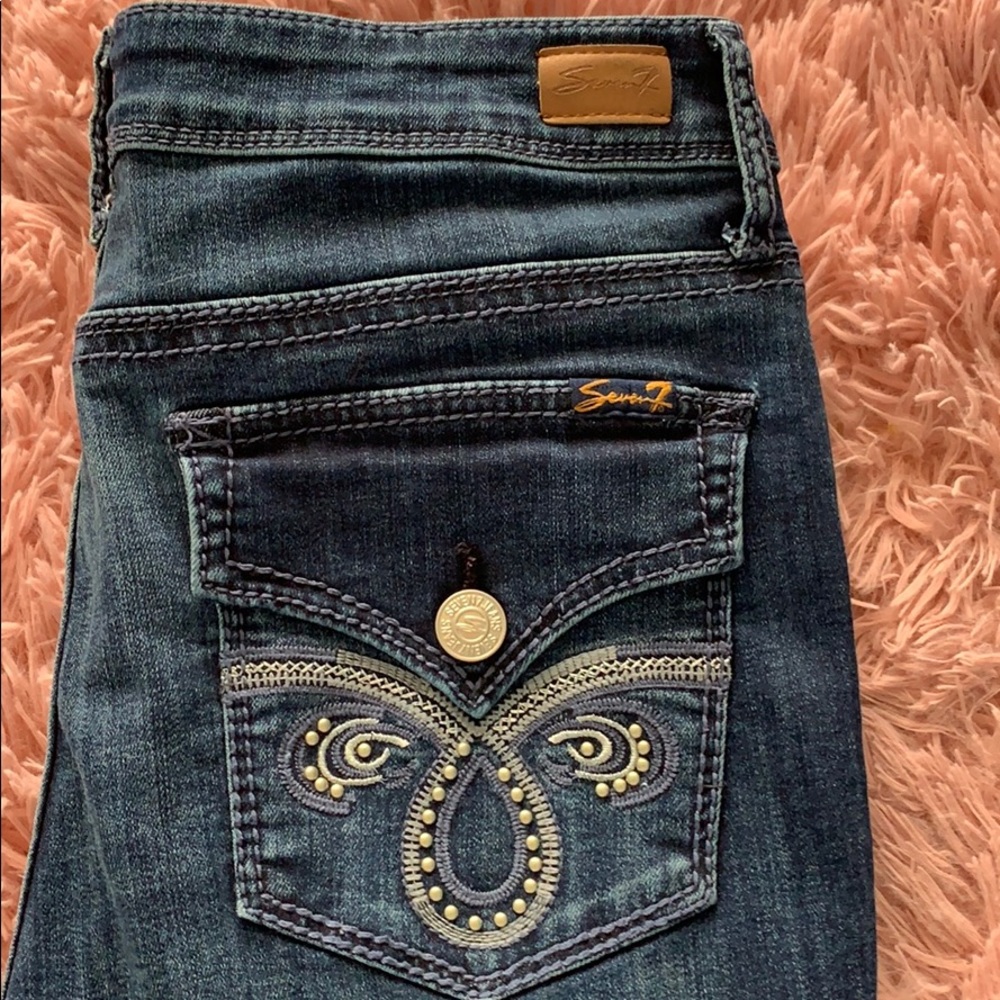 Seven7 Jeans